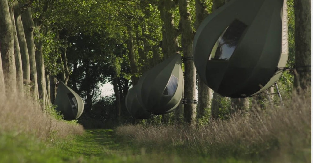 Dre Wapenaar of the Netherlands designed these tree tents. Rockabye baby!